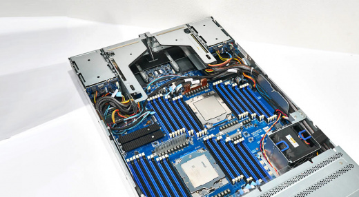 Новые серверы Gigabyte R283-ZK0 и R183-ZK0: высокоплотное размещение DDR5